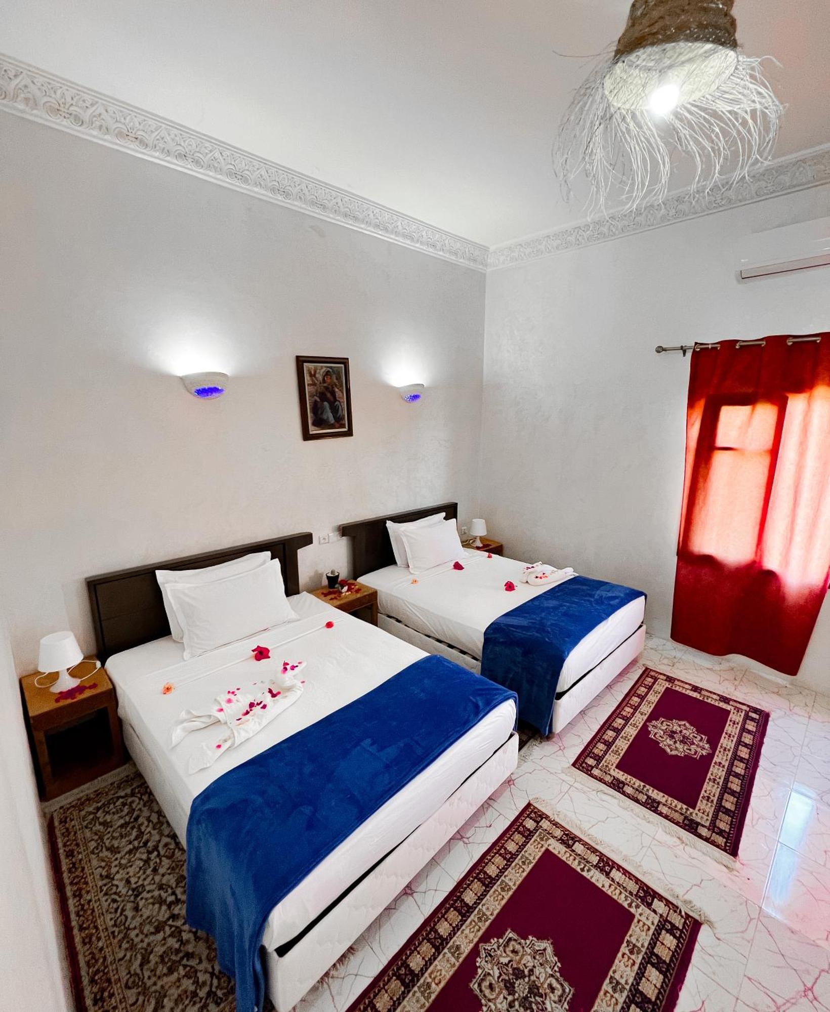 Guest House Qodwa Sidi Abdallah Ghiat Exterior foto